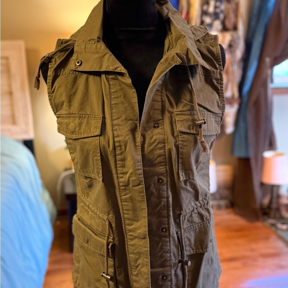 Love Tree Khaki Utility Vest